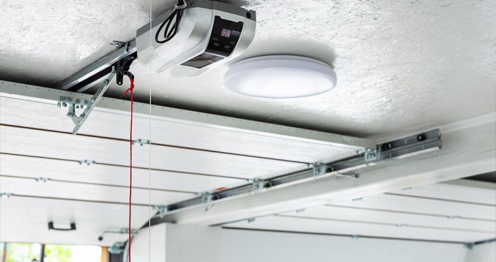 automazione porte basculanti monza brianza como